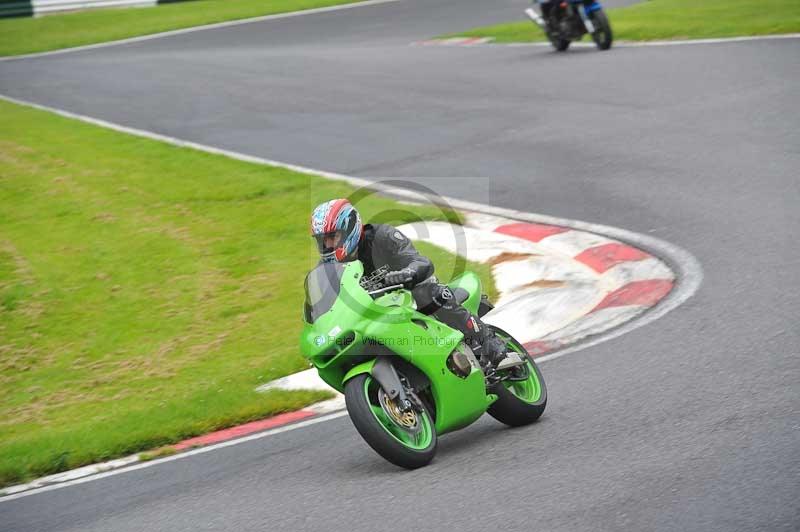 Motorcycle action photographs;Trackday digital images;cadwell;cadwell park photographs;event digital images;eventdigitalimages;motor racing louth lincolnshire;no limits trackdays;peter wileman photography;trackday;trackday photos