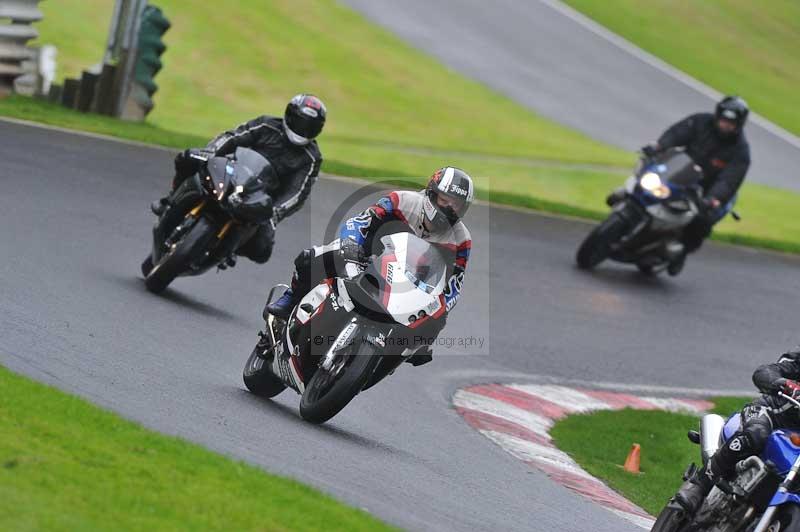 Motorcycle action photographs;Trackday digital images;cadwell;cadwell park photographs;event digital images;eventdigitalimages;motor racing louth lincolnshire;no limits trackdays;peter wileman photography;trackday;trackday photos