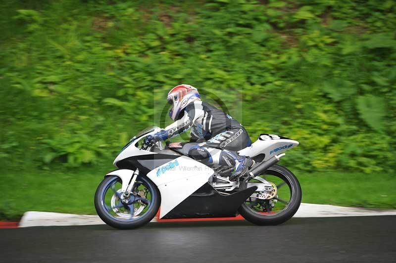 Motorcycle action photographs;Trackday digital images;cadwell;cadwell park photographs;event digital images;eventdigitalimages;motor racing louth lincolnshire;no limits trackdays;peter wileman photography;trackday;trackday photos
