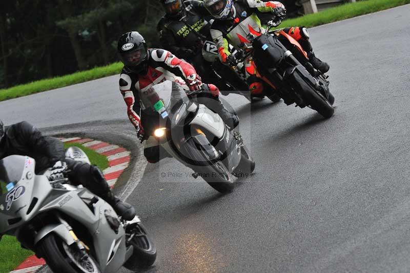 Motorcycle action photographs;Trackday digital images;cadwell;cadwell park photographs;event digital images;eventdigitalimages;motor racing louth lincolnshire;no limits trackdays;peter wileman photography;trackday;trackday photos