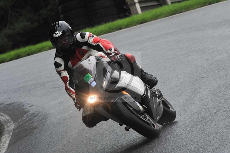 Motorcycle action photographs;Trackday digital images;cadwell;cadwell park photographs;event digital images;eventdigitalimages;motor racing louth lincolnshire;no limits trackdays;peter wileman photography;trackday;trackday photos