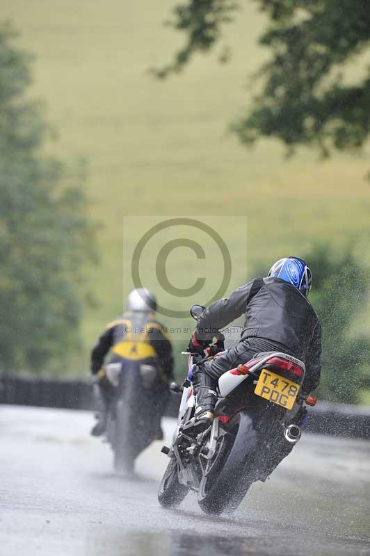 Motorcycle action photographs;Trackday digital images;cadwell;cadwell park photographs;event digital images;eventdigitalimages;motor racing louth lincolnshire;no limits trackdays;peter wileman photography;trackday;trackday photos
