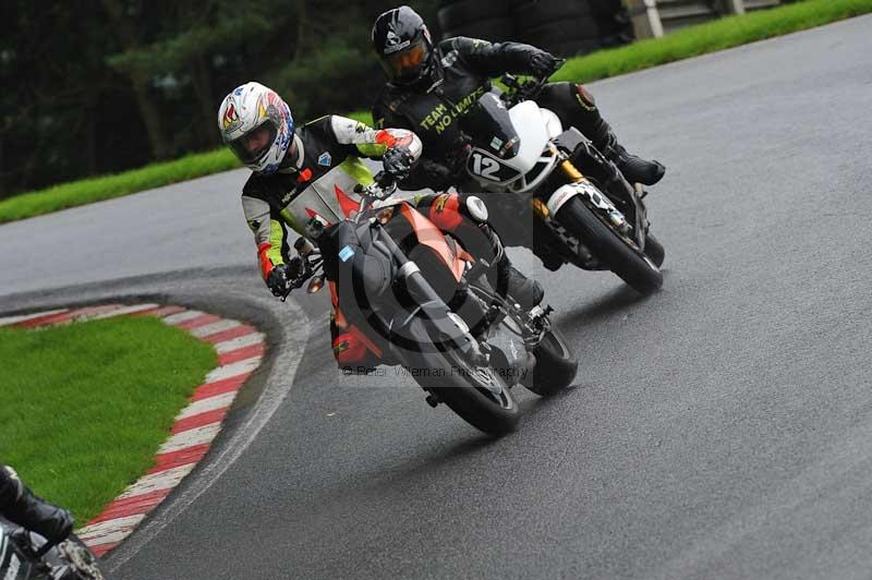 Motorcycle action photographs;Trackday digital images;cadwell;cadwell park photographs;event digital images;eventdigitalimages;motor racing louth lincolnshire;no limits trackdays;peter wileman photography;trackday;trackday photos