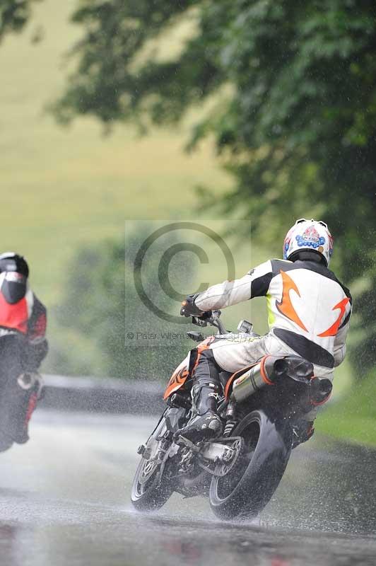 Motorcycle action photographs;Trackday digital images;cadwell;cadwell park photographs;event digital images;eventdigitalimages;motor racing louth lincolnshire;no limits trackdays;peter wileman photography;trackday;trackday photos