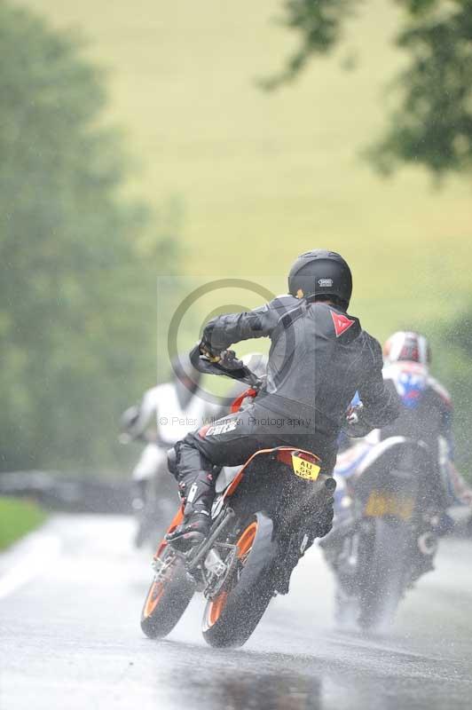 Motorcycle action photographs;Trackday digital images;cadwell;cadwell park photographs;event digital images;eventdigitalimages;motor racing louth lincolnshire;no limits trackdays;peter wileman photography;trackday;trackday photos