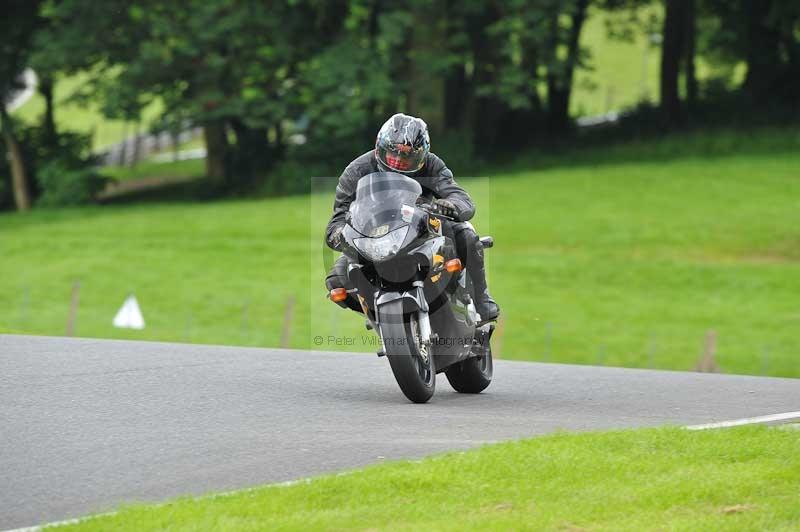 Motorcycle action photographs;Trackday digital images;cadwell;cadwell park photographs;event digital images;eventdigitalimages;motor racing louth lincolnshire;no limits trackdays;peter wileman photography;trackday;trackday photos