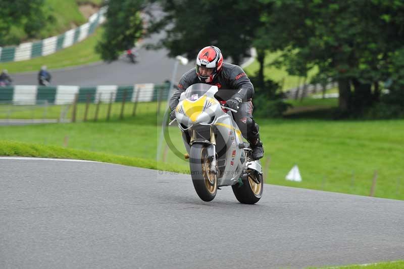 Motorcycle action photographs;Trackday digital images;cadwell;cadwell park photographs;event digital images;eventdigitalimages;motor racing louth lincolnshire;no limits trackdays;peter wileman photography;trackday;trackday photos