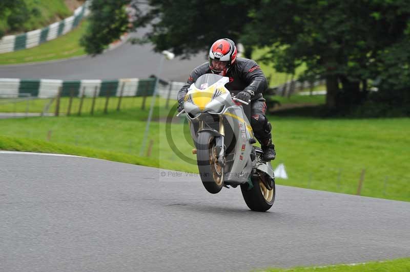 Motorcycle action photographs;Trackday digital images;cadwell;cadwell park photographs;event digital images;eventdigitalimages;motor racing louth lincolnshire;no limits trackdays;peter wileman photography;trackday;trackday photos
