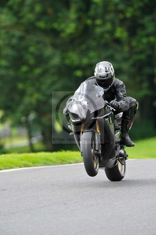 Motorcycle action photographs;Trackday digital images;cadwell;cadwell park photographs;event digital images;eventdigitalimages;motor racing louth lincolnshire;no limits trackdays;peter wileman photography;trackday;trackday photos
