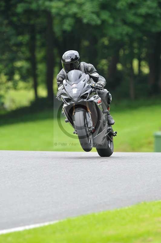 Motorcycle action photographs;Trackday digital images;cadwell;cadwell park photographs;event digital images;eventdigitalimages;motor racing louth lincolnshire;no limits trackdays;peter wileman photography;trackday;trackday photos