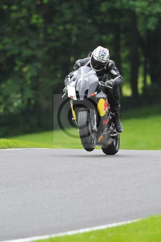 Motorcycle action photographs;Trackday digital images;cadwell;cadwell park photographs;event digital images;eventdigitalimages;motor racing louth lincolnshire;no limits trackdays;peter wileman photography;trackday;trackday photos