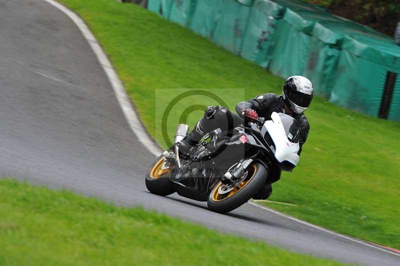 Motorcycle action photographs;Trackday digital images;cadwell;cadwell park photographs;event digital images;eventdigitalimages;motor racing louth lincolnshire;no limits trackdays;peter wileman photography;trackday;trackday photos