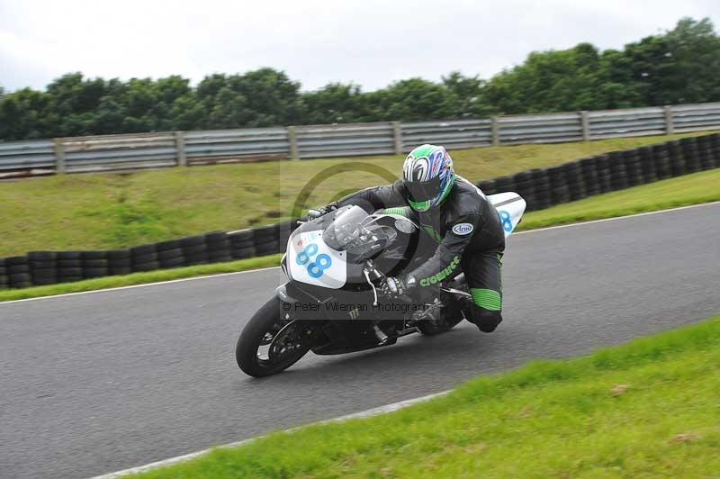 Motorcycle action photographs;Trackday digital images;cadwell;cadwell park photographs;event digital images;eventdigitalimages;motor racing louth lincolnshire;no limits trackdays;peter wileman photography;trackday;trackday photos