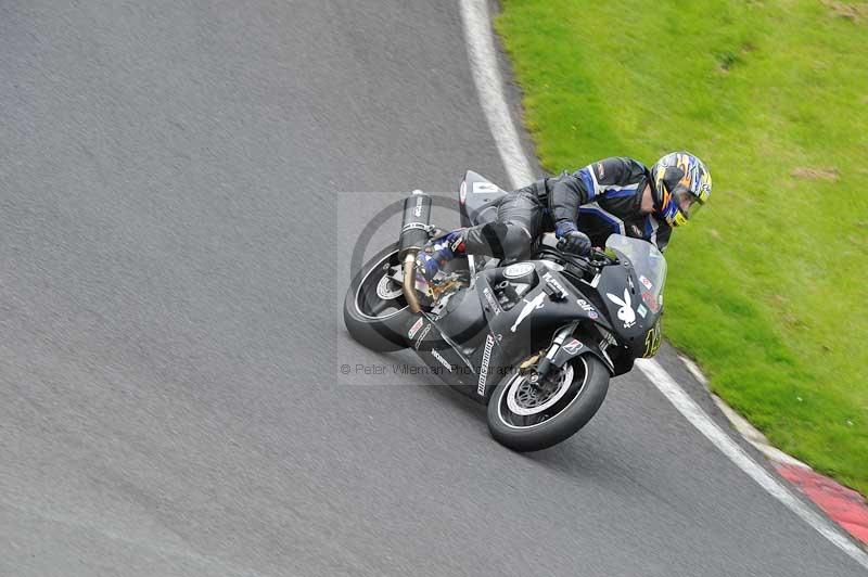 Motorcycle action photographs;Trackday digital images;cadwell;cadwell park photographs;event digital images;eventdigitalimages;motor racing louth lincolnshire;no limits trackdays;peter wileman photography;trackday;trackday photos