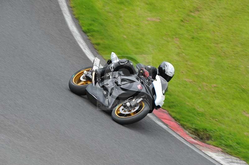 Motorcycle action photographs;Trackday digital images;cadwell;cadwell park photographs;event digital images;eventdigitalimages;motor racing louth lincolnshire;no limits trackdays;peter wileman photography;trackday;trackday photos