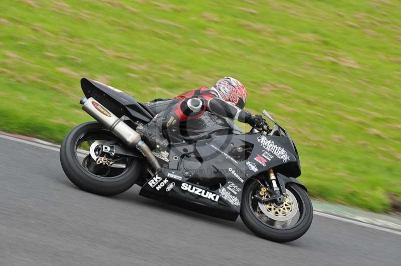 Motorcycle action photographs;Trackday digital images;cadwell;cadwell park photographs;event digital images;eventdigitalimages;motor racing louth lincolnshire;no limits trackdays;peter wileman photography;trackday;trackday photos