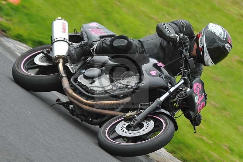 Motorcycle action photographs;Trackday digital images;cadwell;cadwell park photographs;event digital images;eventdigitalimages;motor racing louth lincolnshire;no limits trackdays;peter wileman photography;trackday;trackday photos