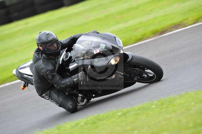 Motorcycle action photographs;Trackday digital images;cadwell;cadwell park photographs;event digital images;eventdigitalimages;motor racing louth lincolnshire;no limits trackdays;peter wileman photography;trackday;trackday photos