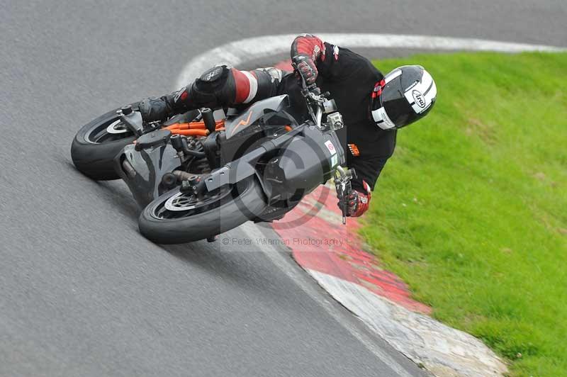 Motorcycle action photographs;Trackday digital images;cadwell;cadwell park photographs;event digital images;eventdigitalimages;motor racing louth lincolnshire;no limits trackdays;peter wileman photography;trackday;trackday photos