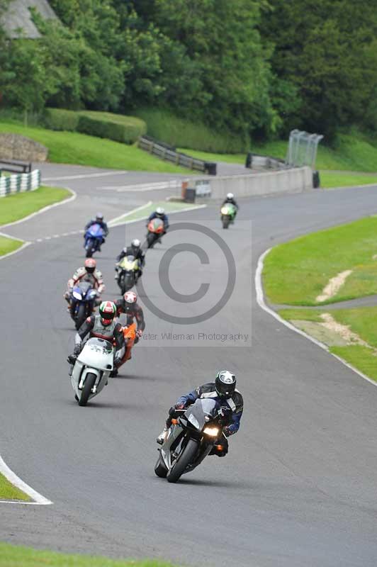 Motorcycle action photographs;Trackday digital images;cadwell;cadwell park photographs;event digital images;eventdigitalimages;motor racing louth lincolnshire;no limits trackdays;peter wileman photography;trackday;trackday photos