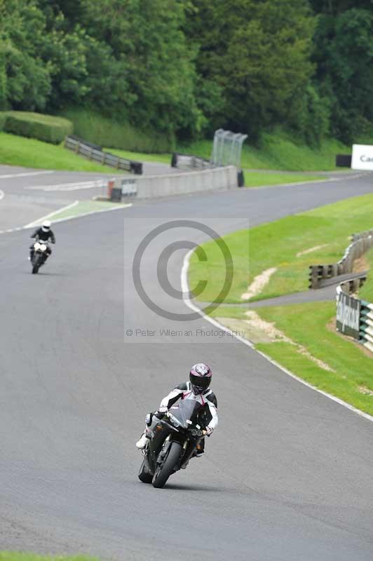 Motorcycle action photographs;Trackday digital images;cadwell;cadwell park photographs;event digital images;eventdigitalimages;motor racing louth lincolnshire;no limits trackdays;peter wileman photography;trackday;trackday photos