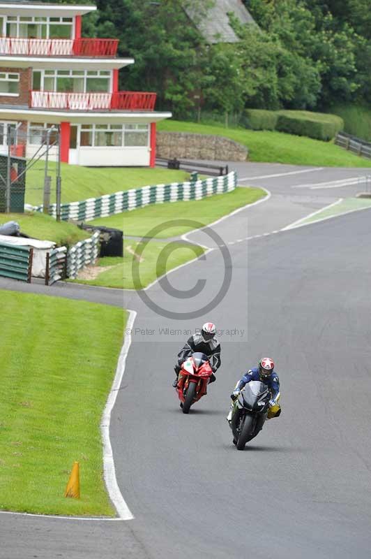 Motorcycle action photographs;Trackday digital images;cadwell;cadwell park photographs;event digital images;eventdigitalimages;motor racing louth lincolnshire;no limits trackdays;peter wileman photography;trackday;trackday photos