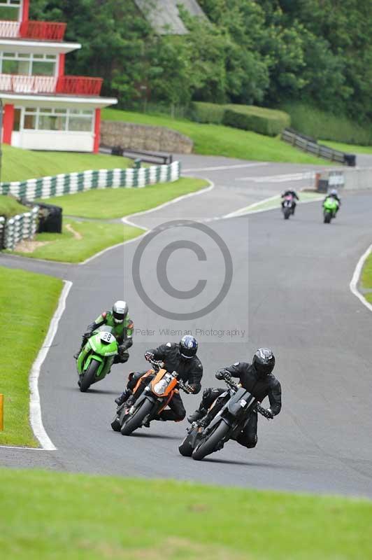 Motorcycle action photographs;Trackday digital images;cadwell;cadwell park photographs;event digital images;eventdigitalimages;motor racing louth lincolnshire;no limits trackdays;peter wileman photography;trackday;trackday photos