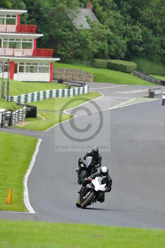 Motorcycle action photographs;Trackday digital images;cadwell;cadwell park photographs;event digital images;eventdigitalimages;motor racing louth lincolnshire;no limits trackdays;peter wileman photography;trackday;trackday photos