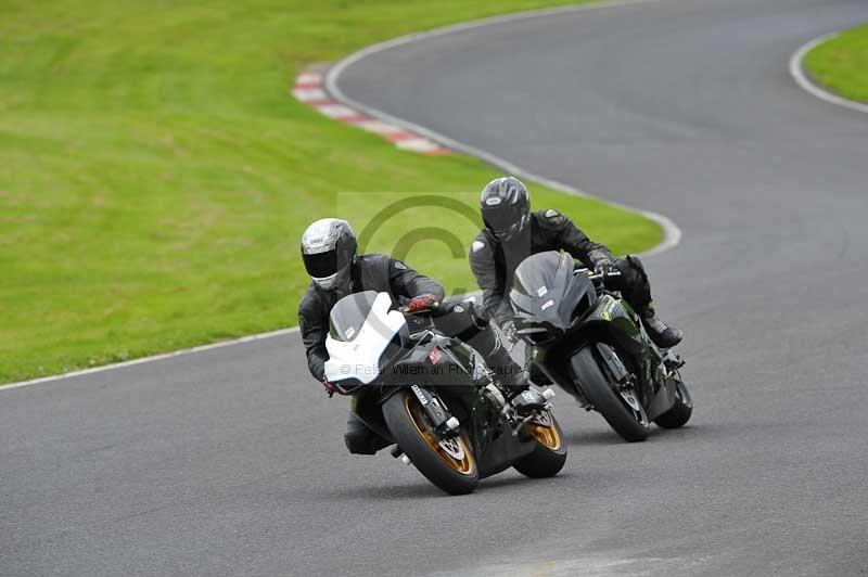 Motorcycle action photographs;Trackday digital images;cadwell;cadwell park photographs;event digital images;eventdigitalimages;motor racing louth lincolnshire;no limits trackdays;peter wileman photography;trackday;trackday photos