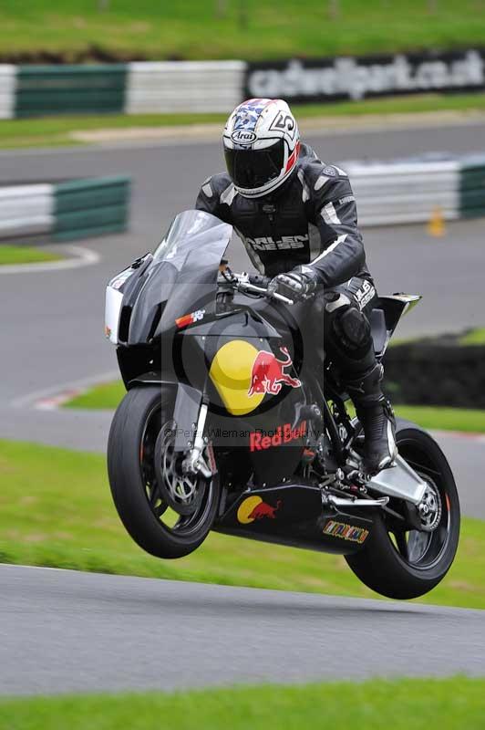 Motorcycle action photographs;Trackday digital images;cadwell;cadwell park photographs;event digital images;eventdigitalimages;motor racing louth lincolnshire;no limits trackdays;peter wileman photography;trackday;trackday photos