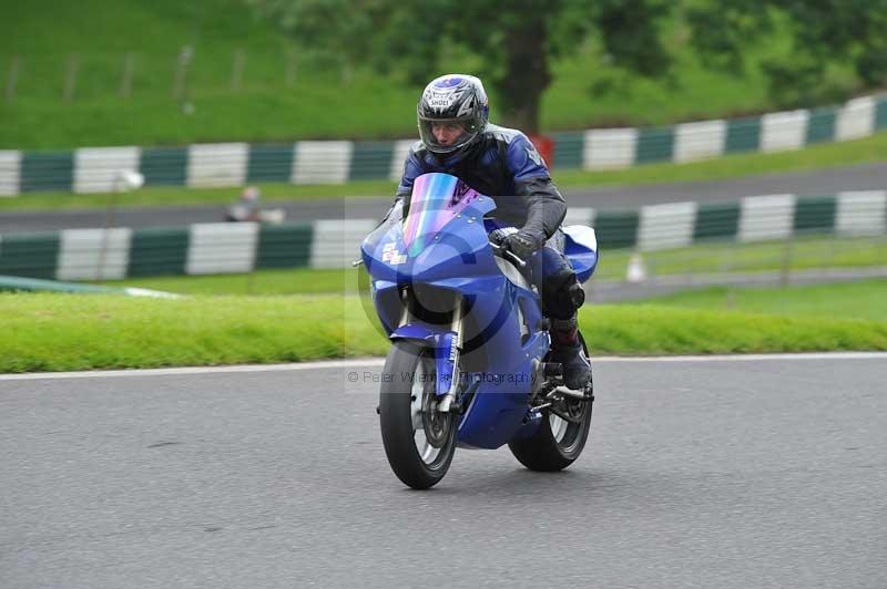 Motorcycle action photographs;Trackday digital images;cadwell;cadwell park photographs;event digital images;eventdigitalimages;motor racing louth lincolnshire;no limits trackdays;peter wileman photography;trackday;trackday photos