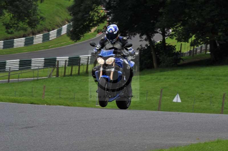 Motorcycle action photographs;Trackday digital images;cadwell;cadwell park photographs;event digital images;eventdigitalimages;motor racing louth lincolnshire;no limits trackdays;peter wileman photography;trackday;trackday photos