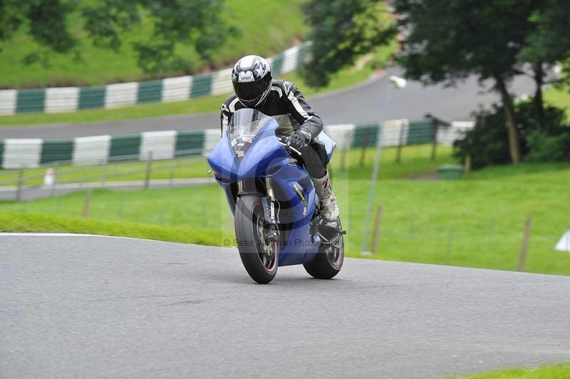 Motorcycle action photographs;Trackday digital images;cadwell;cadwell park photographs;event digital images;eventdigitalimages;motor racing louth lincolnshire;no limits trackdays;peter wileman photography;trackday;trackday photos