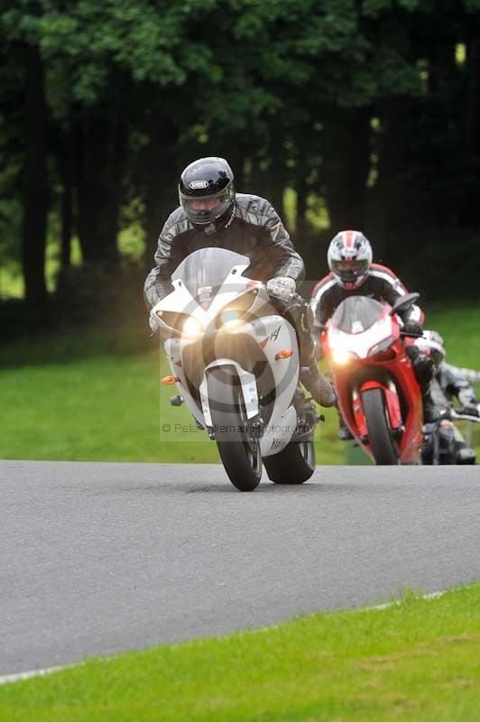 Motorcycle action photographs;Trackday digital images;cadwell;cadwell park photographs;event digital images;eventdigitalimages;motor racing louth lincolnshire;no limits trackdays;peter wileman photography;trackday;trackday photos