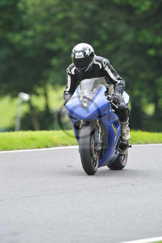 Motorcycle action photographs;Trackday digital images;cadwell;cadwell park photographs;event digital images;eventdigitalimages;motor racing louth lincolnshire;no limits trackdays;peter wileman photography;trackday;trackday photos