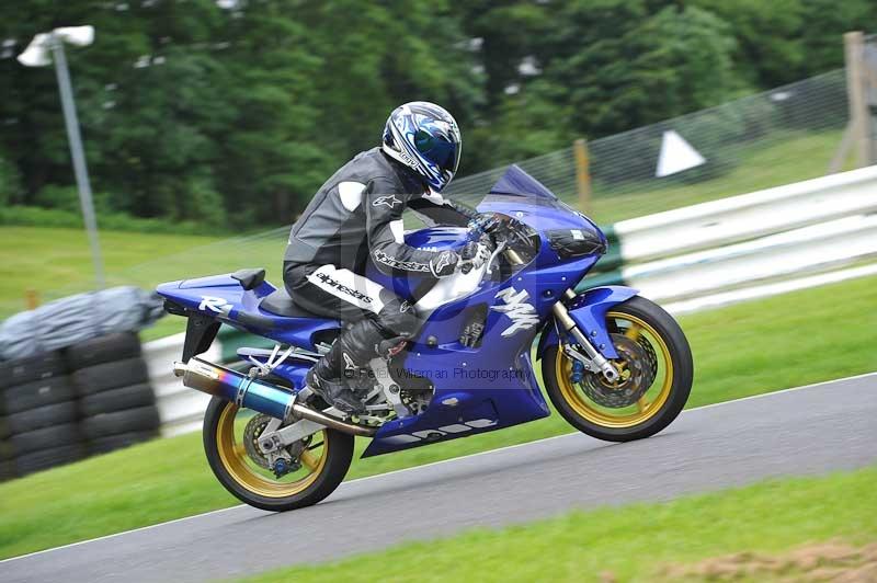 Motorcycle action photographs;Trackday digital images;cadwell;cadwell park photographs;event digital images;eventdigitalimages;motor racing louth lincolnshire;no limits trackdays;peter wileman photography;trackday;trackday photos