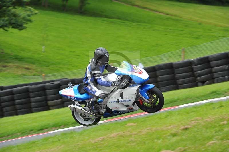 Motorcycle action photographs;Trackday digital images;cadwell;cadwell park photographs;event digital images;eventdigitalimages;motor racing louth lincolnshire;no limits trackdays;peter wileman photography;trackday;trackday photos