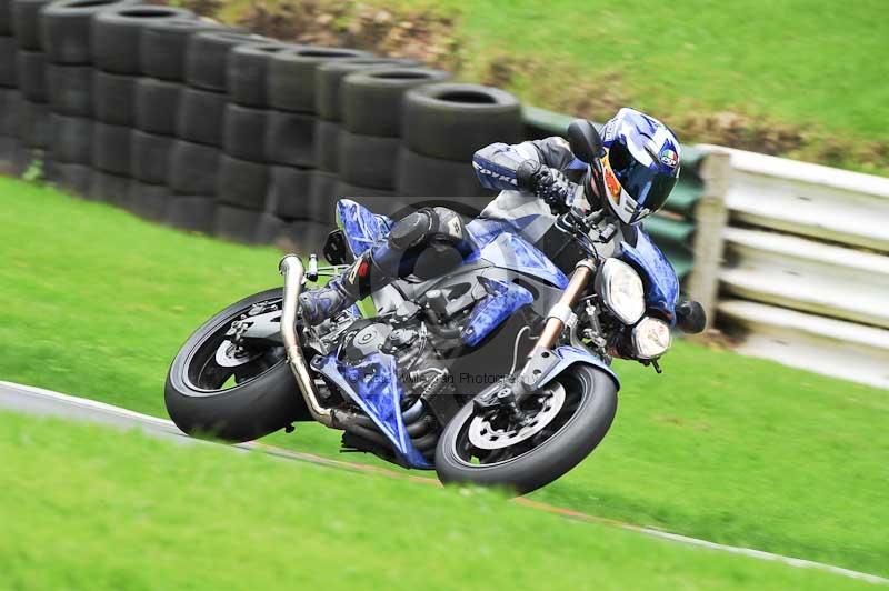 Motorcycle action photographs;Trackday digital images;cadwell;cadwell park photographs;event digital images;eventdigitalimages;motor racing louth lincolnshire;no limits trackdays;peter wileman photography;trackday;trackday photos