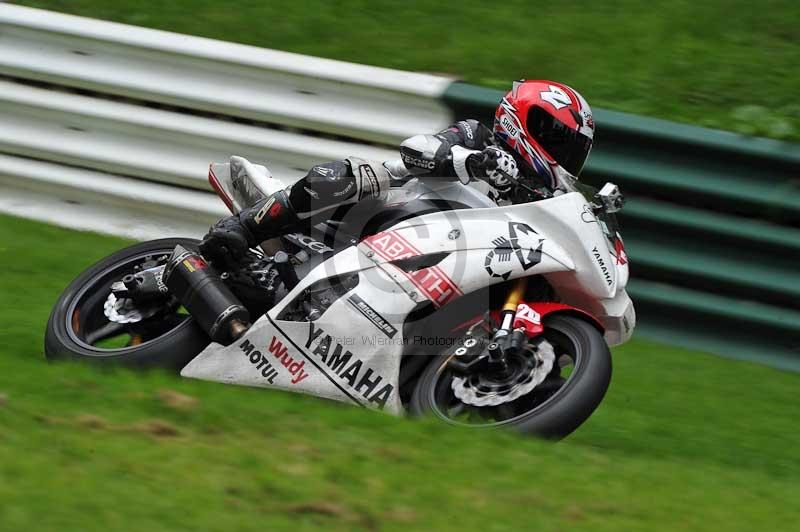 Motorcycle action photographs;Trackday digital images;cadwell;cadwell park photographs;event digital images;eventdigitalimages;motor racing louth lincolnshire;no limits trackdays;peter wileman photography;trackday;trackday photos