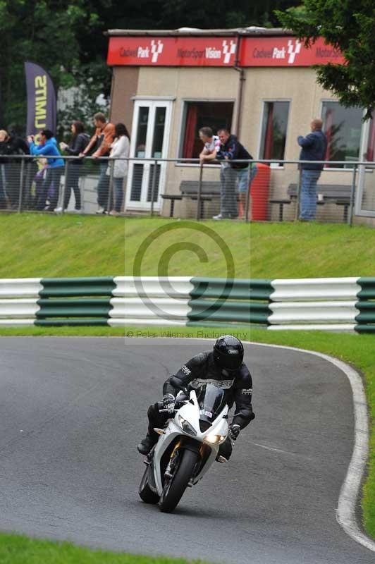 Motorcycle action photographs;Trackday digital images;cadwell;cadwell park photographs;event digital images;eventdigitalimages;motor racing louth lincolnshire;no limits trackdays;peter wileman photography;trackday;trackday photos