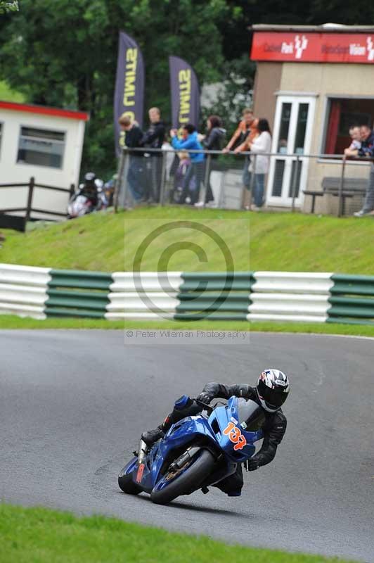Motorcycle action photographs;Trackday digital images;cadwell;cadwell park photographs;event digital images;eventdigitalimages;motor racing louth lincolnshire;no limits trackdays;peter wileman photography;trackday;trackday photos