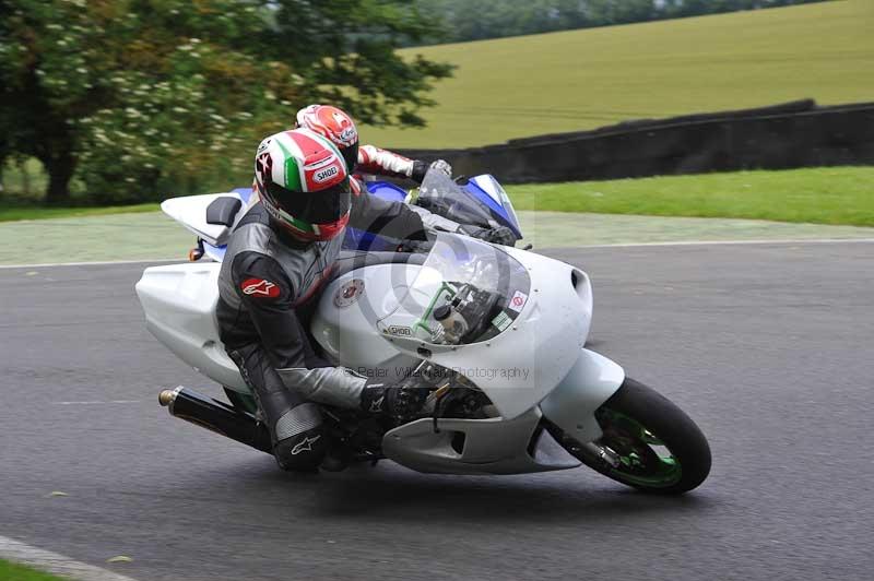 Motorcycle action photographs;Trackday digital images;cadwell;cadwell park photographs;event digital images;eventdigitalimages;motor racing louth lincolnshire;no limits trackdays;peter wileman photography;trackday;trackday photos