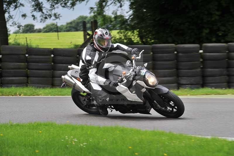 Motorcycle action photographs;Trackday digital images;cadwell;cadwell park photographs;event digital images;eventdigitalimages;motor racing louth lincolnshire;no limits trackdays;peter wileman photography;trackday;trackday photos