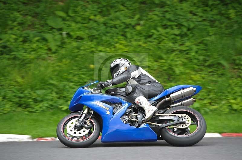 Motorcycle action photographs;Trackday digital images;cadwell;cadwell park photographs;event digital images;eventdigitalimages;motor racing louth lincolnshire;no limits trackdays;peter wileman photography;trackday;trackday photos