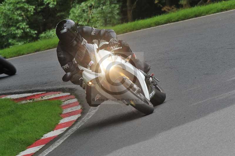 Motorcycle action photographs;Trackday digital images;cadwell;cadwell park photographs;event digital images;eventdigitalimages;motor racing louth lincolnshire;no limits trackdays;peter wileman photography;trackday;trackday photos