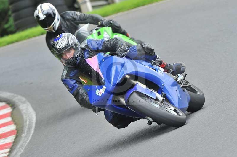 Motorcycle action photographs;Trackday digital images;cadwell;cadwell park photographs;event digital images;eventdigitalimages;motor racing louth lincolnshire;no limits trackdays;peter wileman photography;trackday;trackday photos
