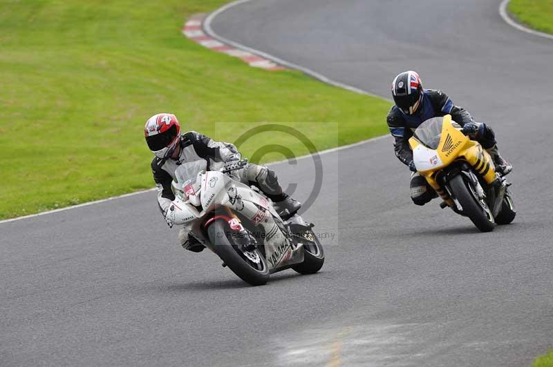 Motorcycle action photographs;Trackday digital images;cadwell;cadwell park photographs;event digital images;eventdigitalimages;motor racing louth lincolnshire;no limits trackdays;peter wileman photography;trackday;trackday photos