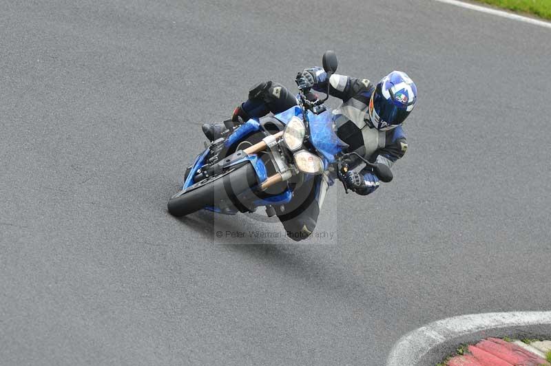 Motorcycle action photographs;Trackday digital images;cadwell;cadwell park photographs;event digital images;eventdigitalimages;motor racing louth lincolnshire;no limits trackdays;peter wileman photography;trackday;trackday photos