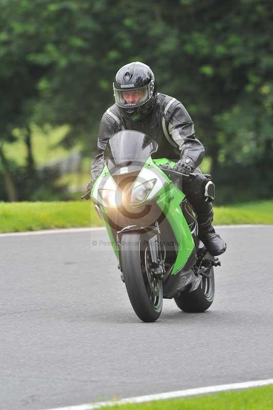 Motorcycle action photographs;Trackday digital images;cadwell;cadwell park photographs;event digital images;eventdigitalimages;motor racing louth lincolnshire;no limits trackdays;peter wileman photography;trackday;trackday photos