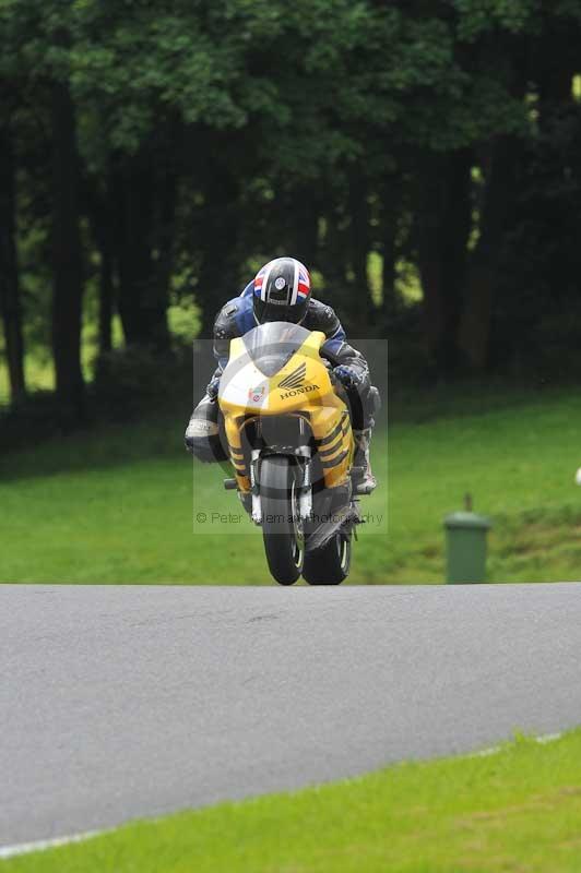 Motorcycle action photographs;Trackday digital images;cadwell;cadwell park photographs;event digital images;eventdigitalimages;motor racing louth lincolnshire;no limits trackdays;peter wileman photography;trackday;trackday photos